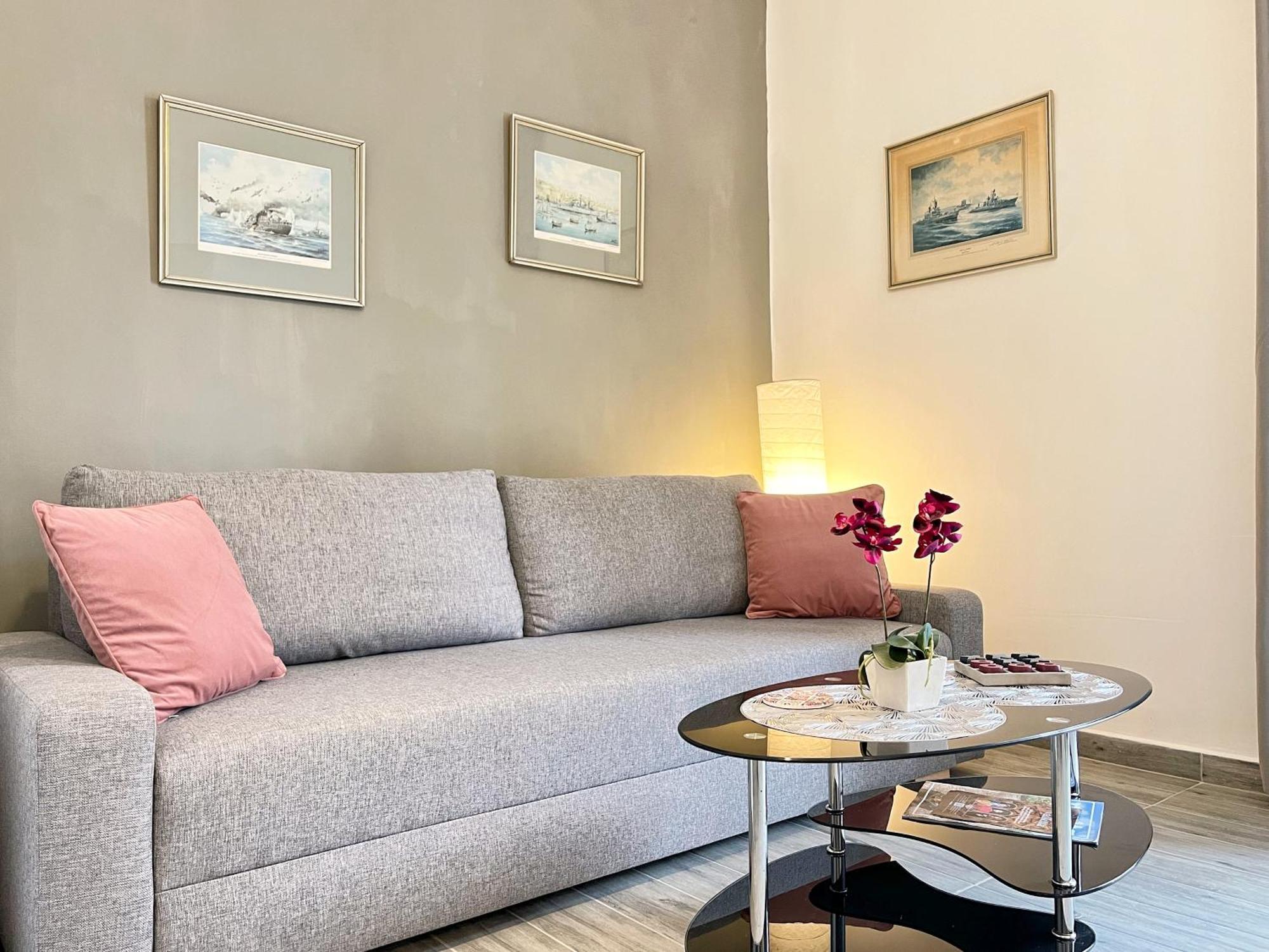 Maria & Matthias - Apartments In Central Of Floriana Bagian luar foto