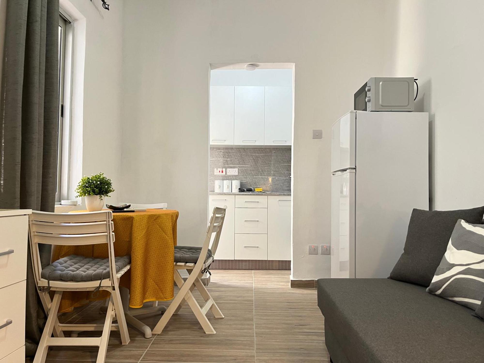 Maria & Matthias - Apartments In Central Of Floriana Bagian luar foto